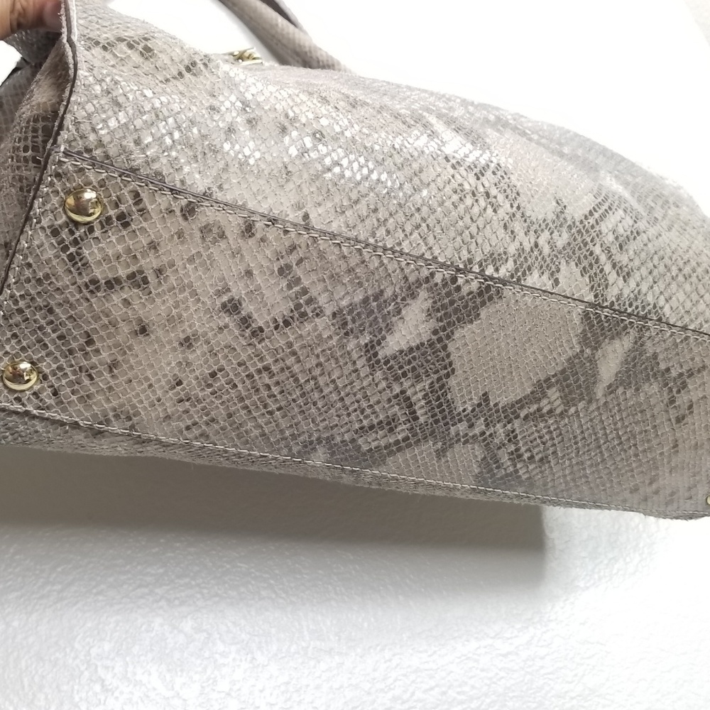 MICHAEL KORS Hamilton Snakeskin Large Emboss Tote - Picture 7 of 8